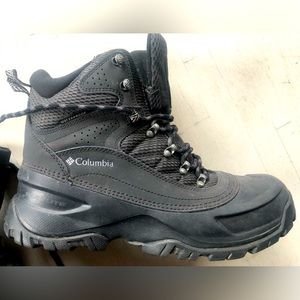 Columbia size 11 boots